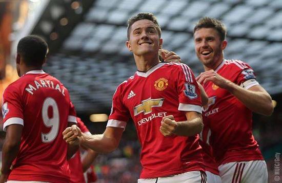 界展示了他 界展示了他